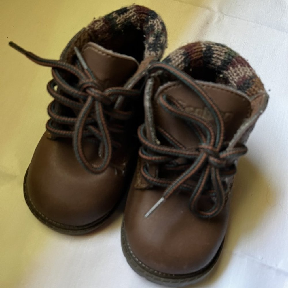 Gerber Toddler Brown Boots Flex Support System (Lightly Used) - Size 3 1/2